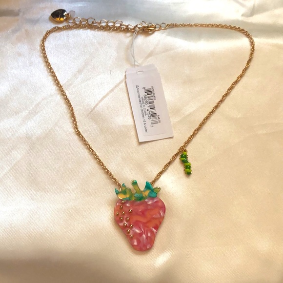 Betsey Johnson Gold Tone Enchanted Garden Strawberry Pendant Necklace NWT - Picture 5 of 12